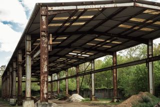 A rusty abandonned warehouse