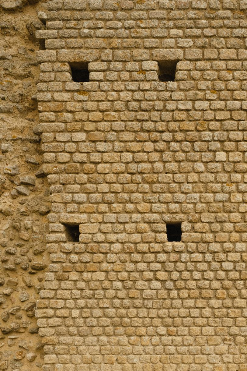 Close up on the wall of an old roman building